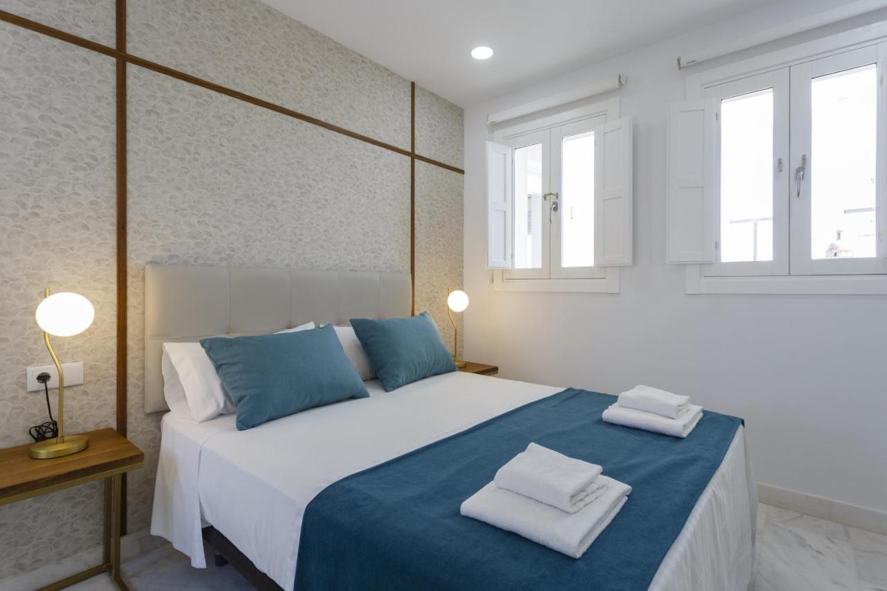 Apartamentos La Brujula By Cadizrentals المظهر الخارجي الصورة