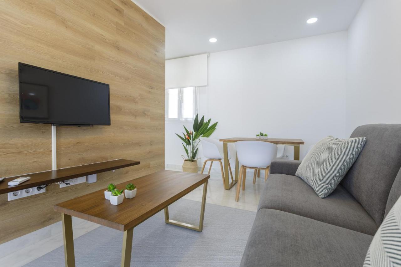 Apartamentos La Brujula By Cadizrentals المظهر الخارجي الصورة