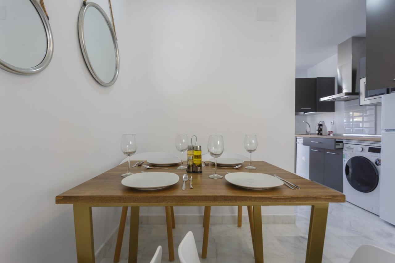 Apartamentos La Brujula By Cadizrentals المظهر الخارجي الصورة